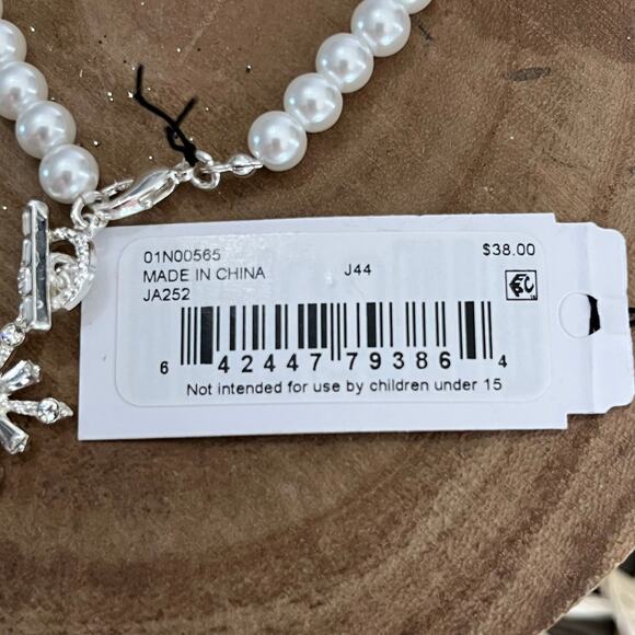 Anne Klein Faux Pearl Snowflake Charm Bracelet - Picture 3 of 4